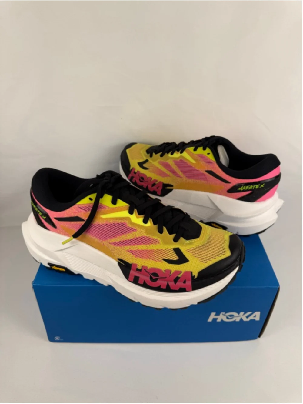 Men's Hoka Mafate X Athletic Shoes 8 Yellow Pink